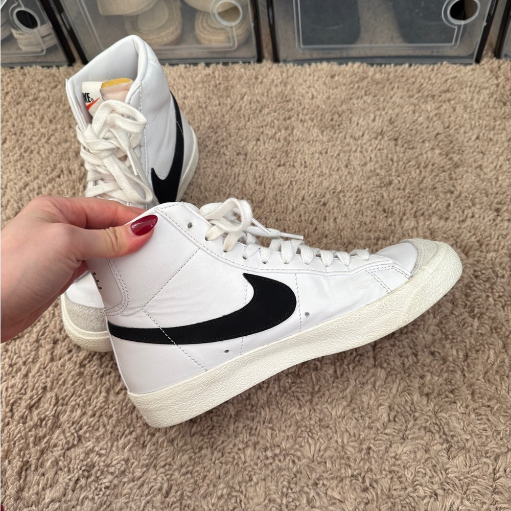 Nike Blazer Mid ‘77 Women’s Shoes